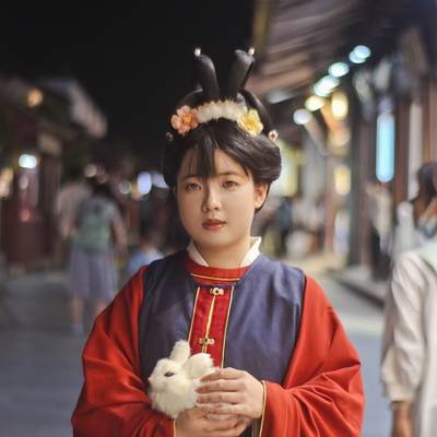 汉服模特