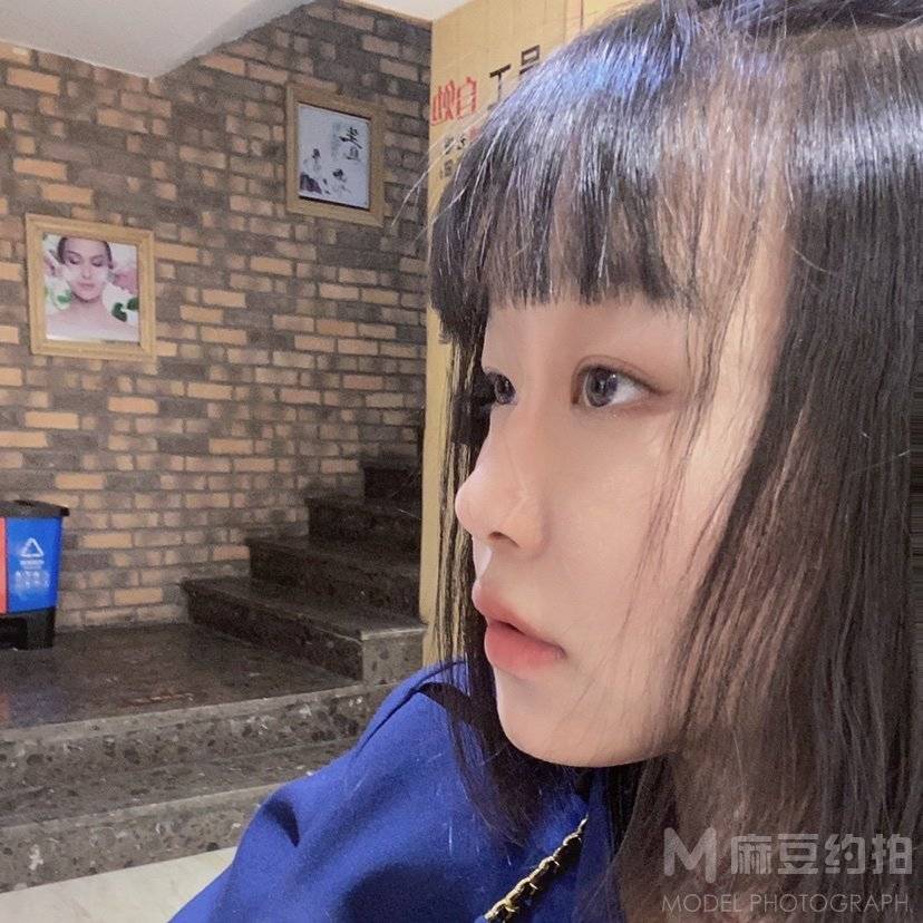 胶片模特