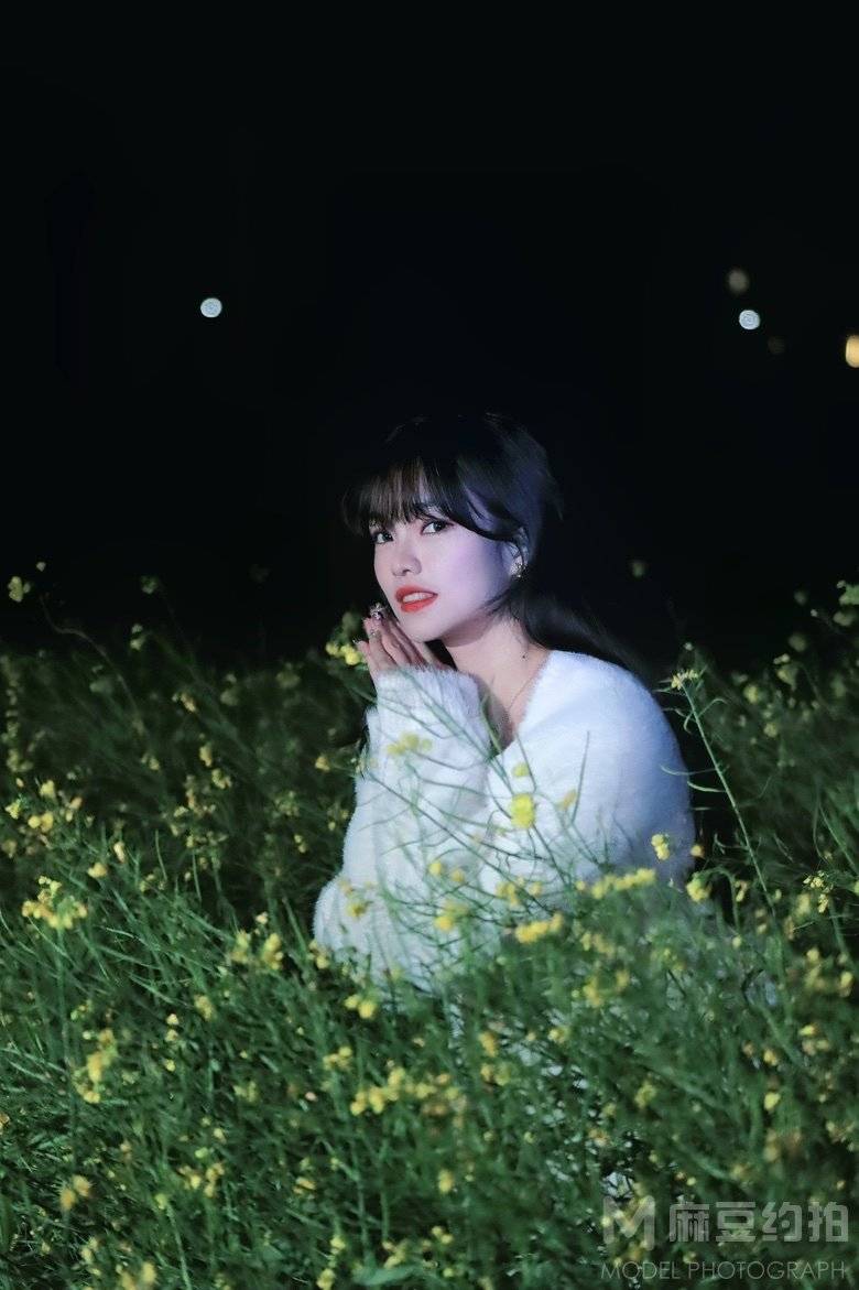 夜景模特