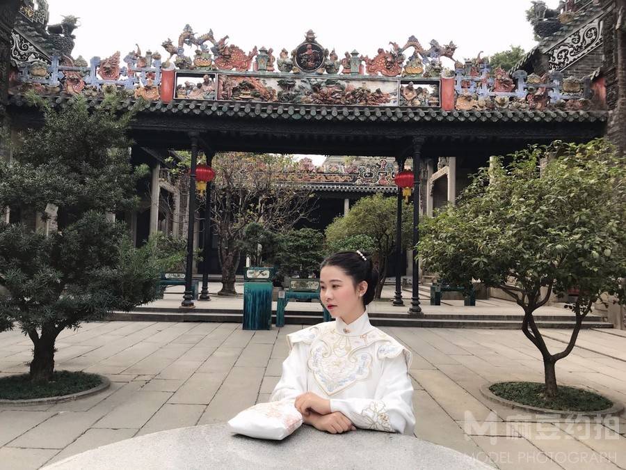 汉服模特