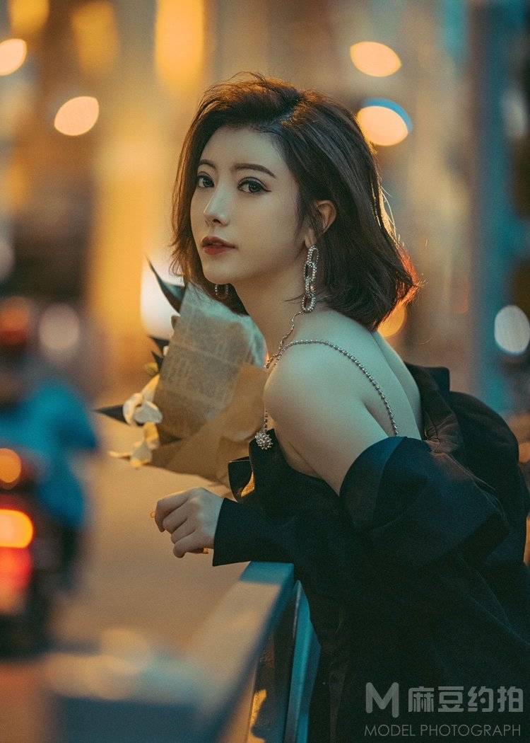 夜景模特
