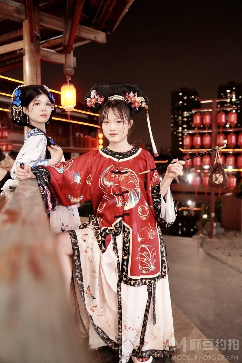 清新模特