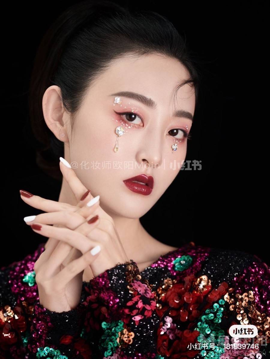 妆容模特
