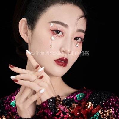 妆容模特