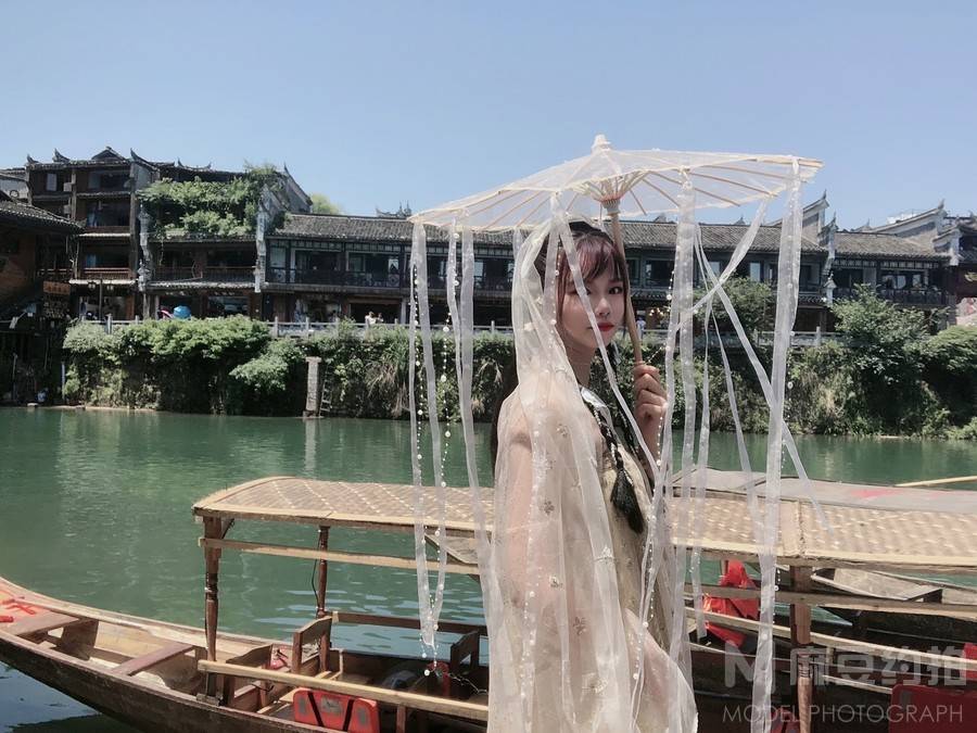 民国模特