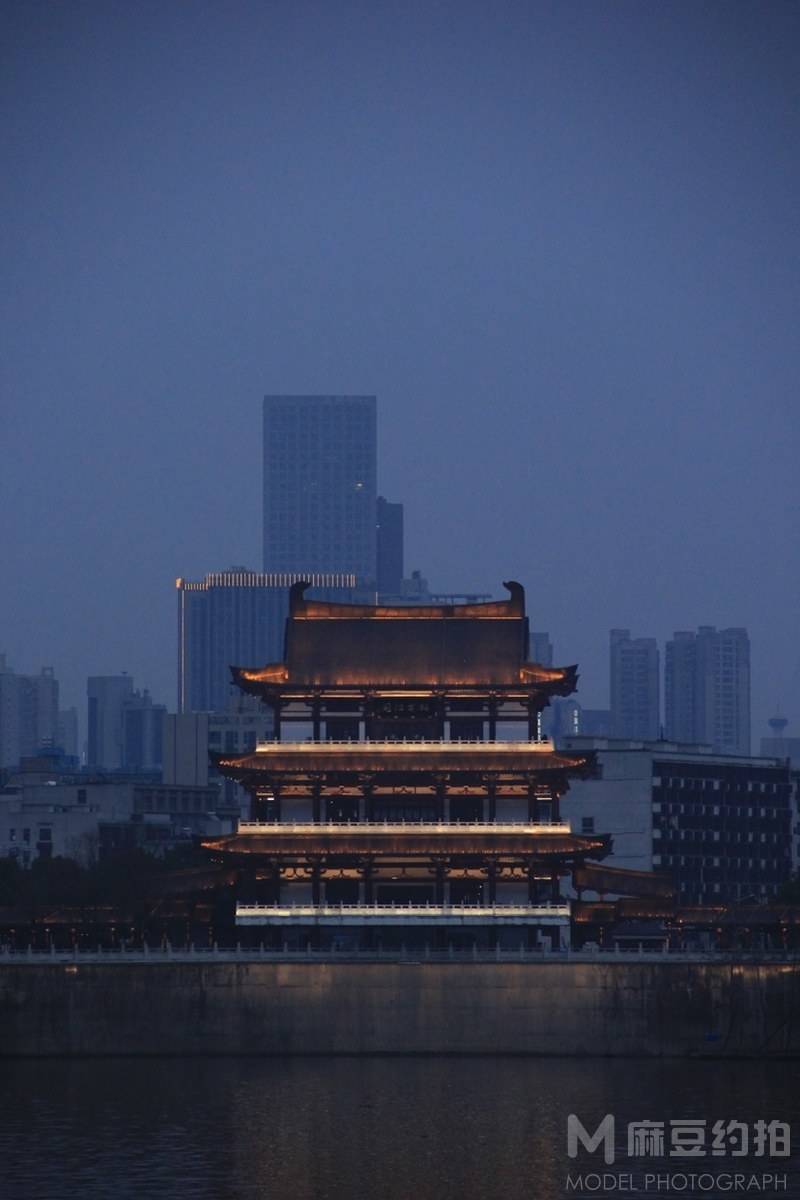 情侣模特