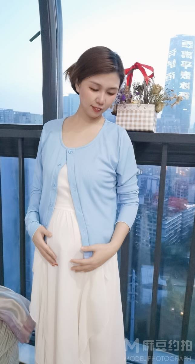 孕照模特