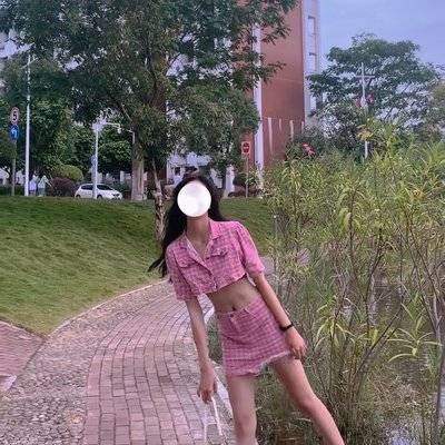 黑白模特