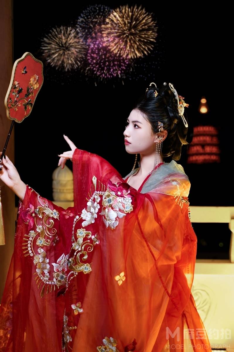 汉服模特