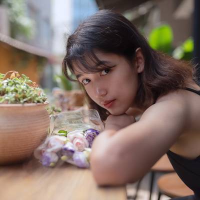情绪模特