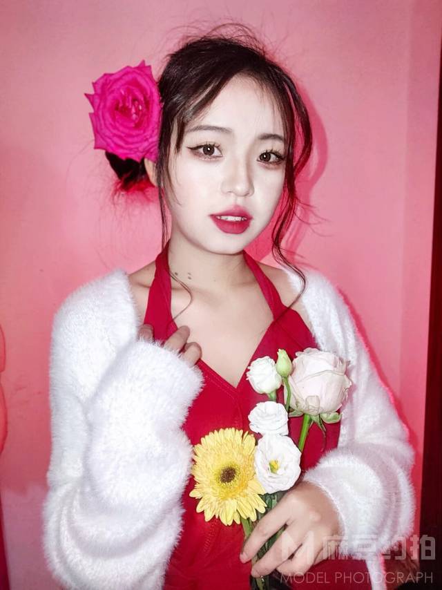 妆容模特