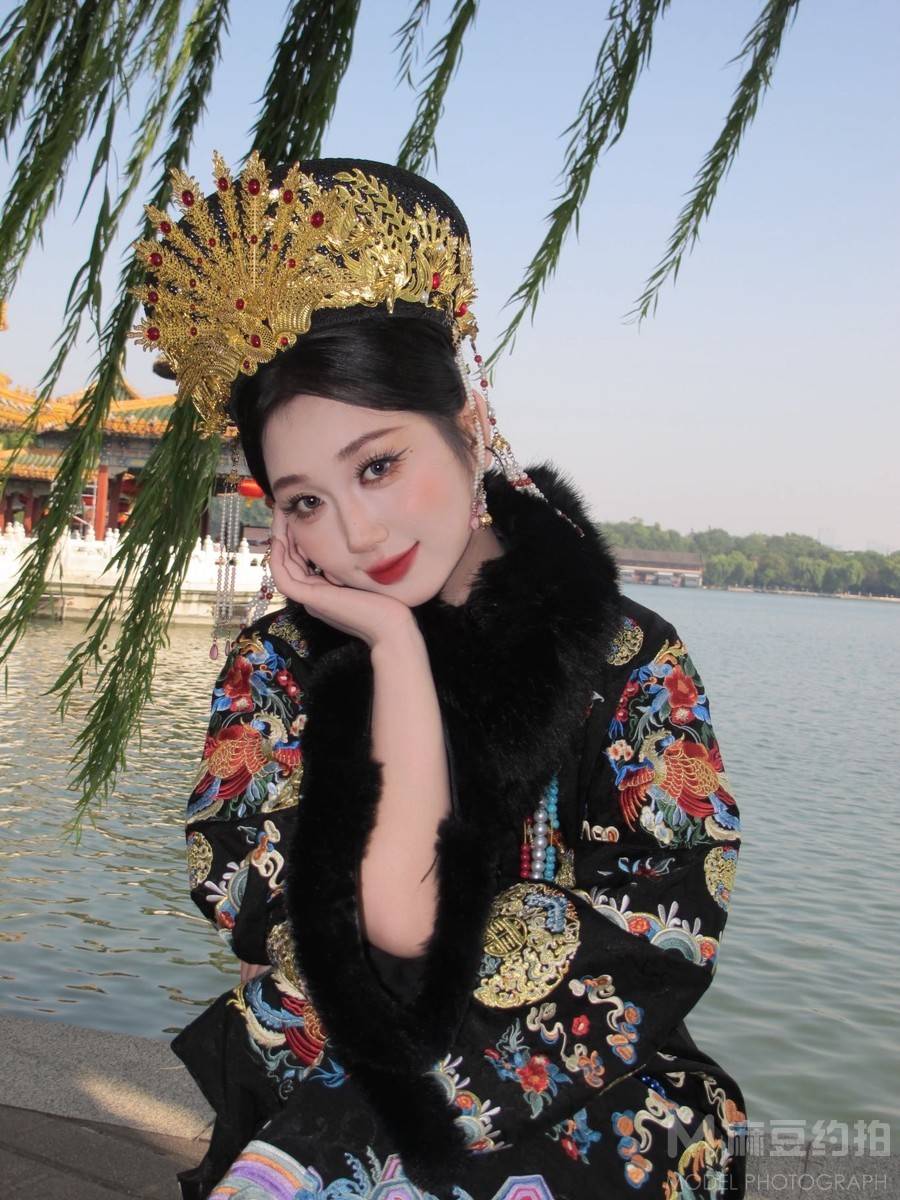 民国模特
