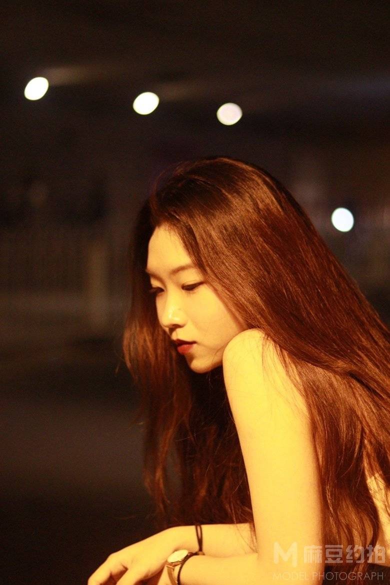 夜景模特