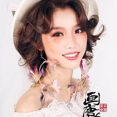 妆容模特