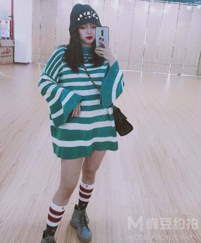 校园模特