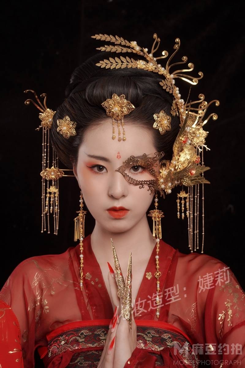 妆容模特
