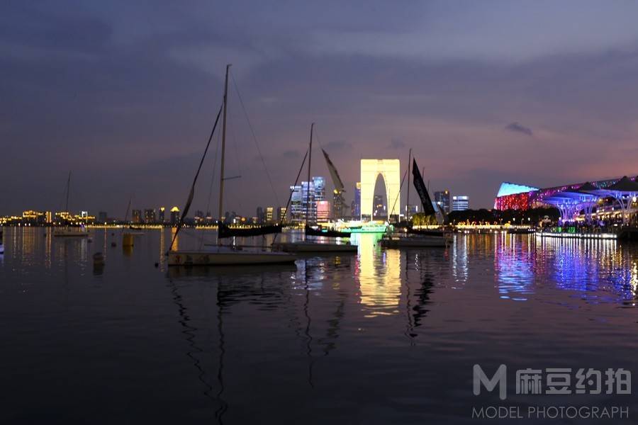 夜景模特