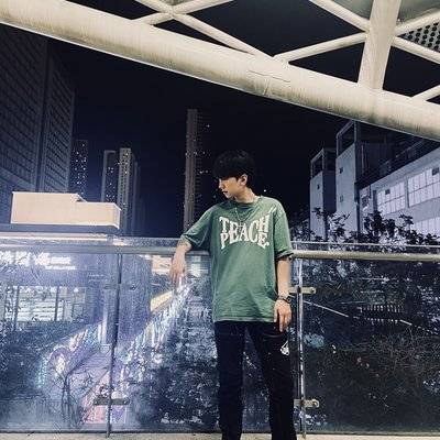 黑白模特