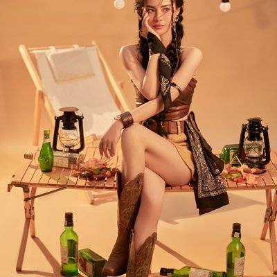 黑白模特