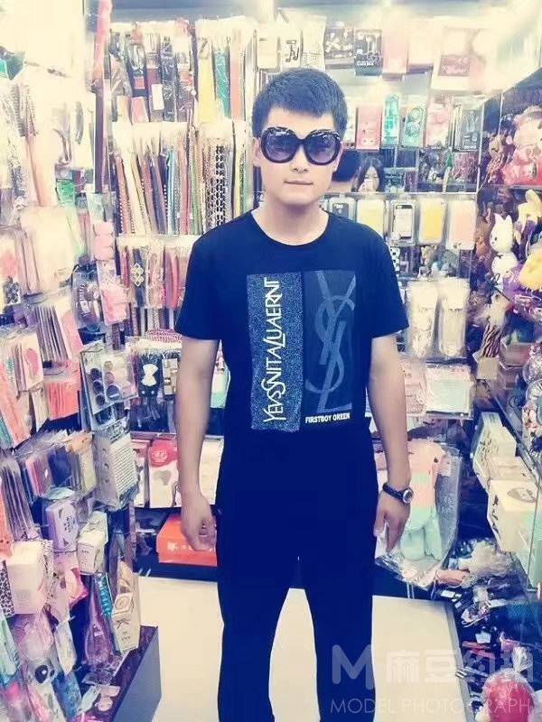 纪实模特