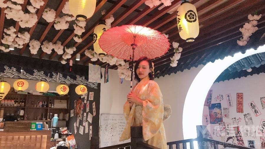 妆容模特