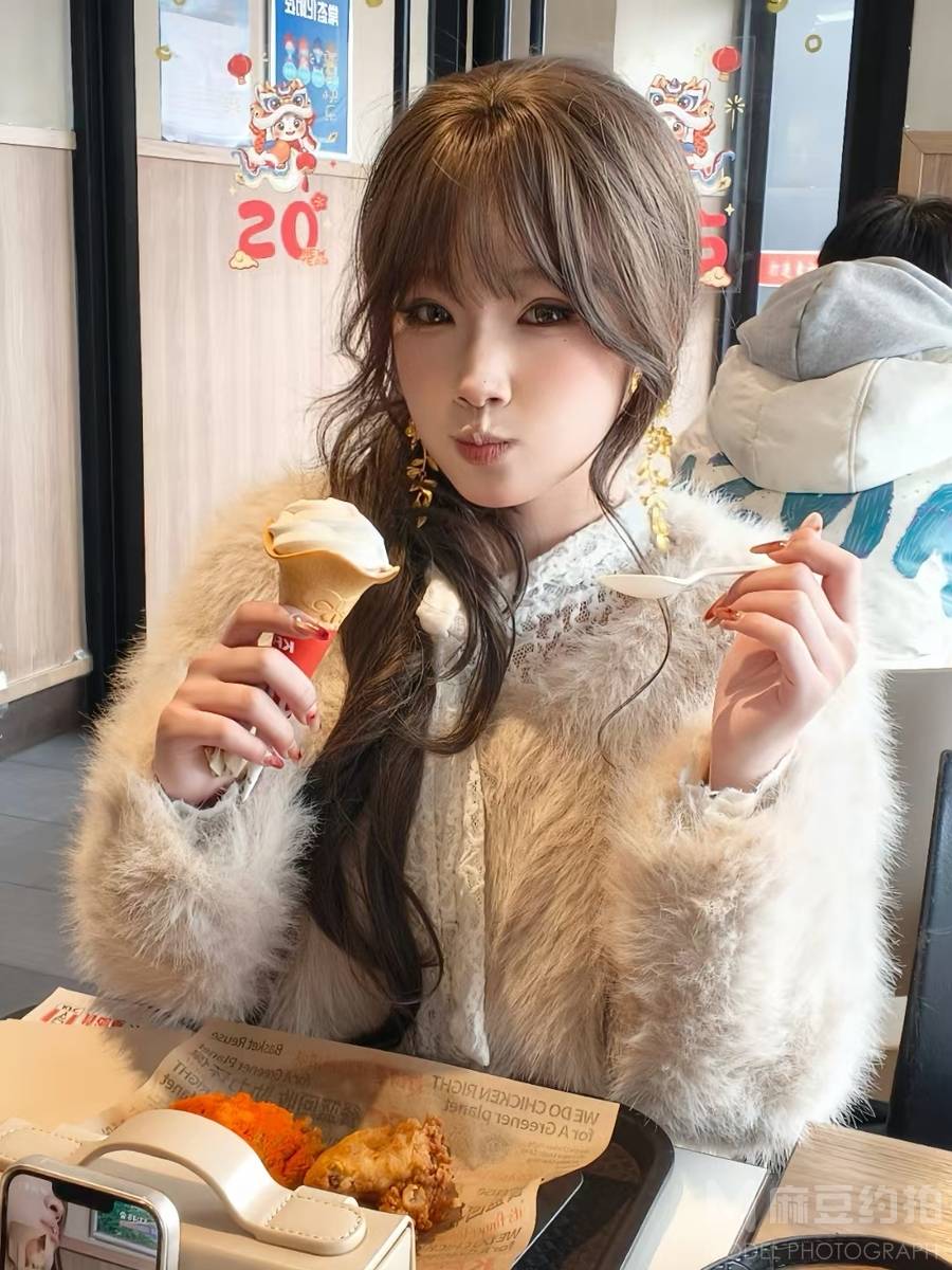 妆容模特