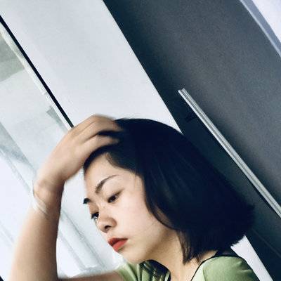 黑白模特