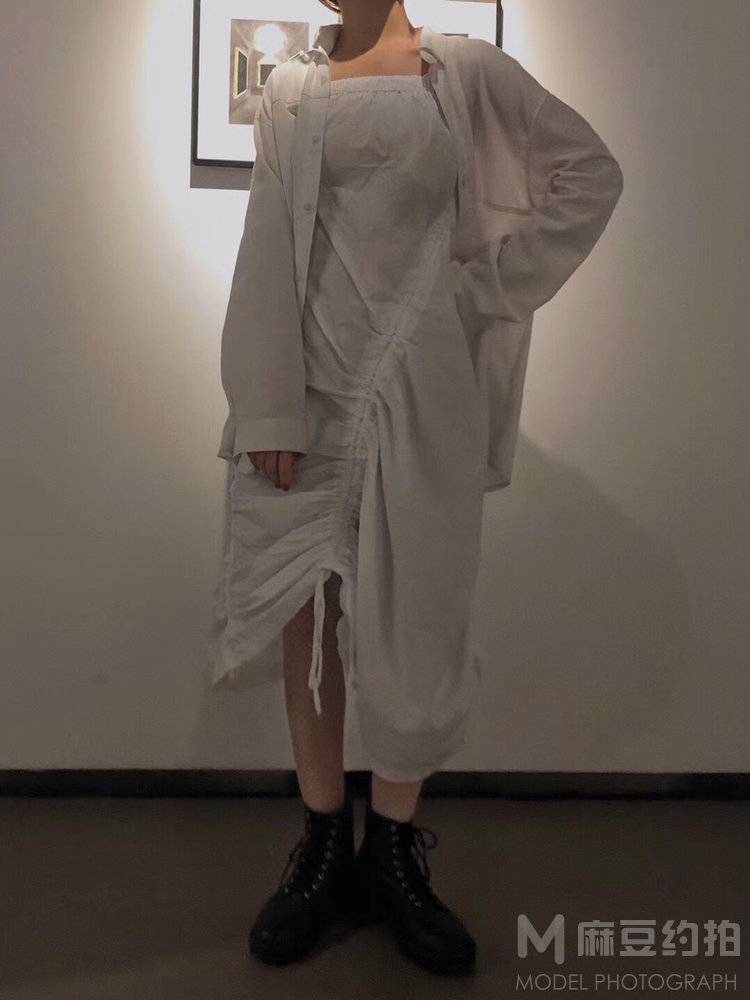 黑白模特