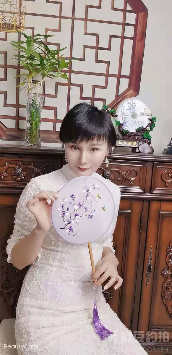 民国模特