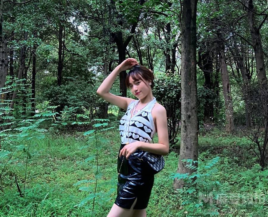 清新模特