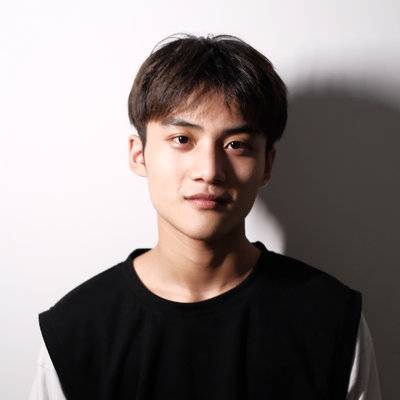 黑白模特