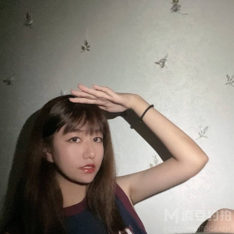 胶片模特