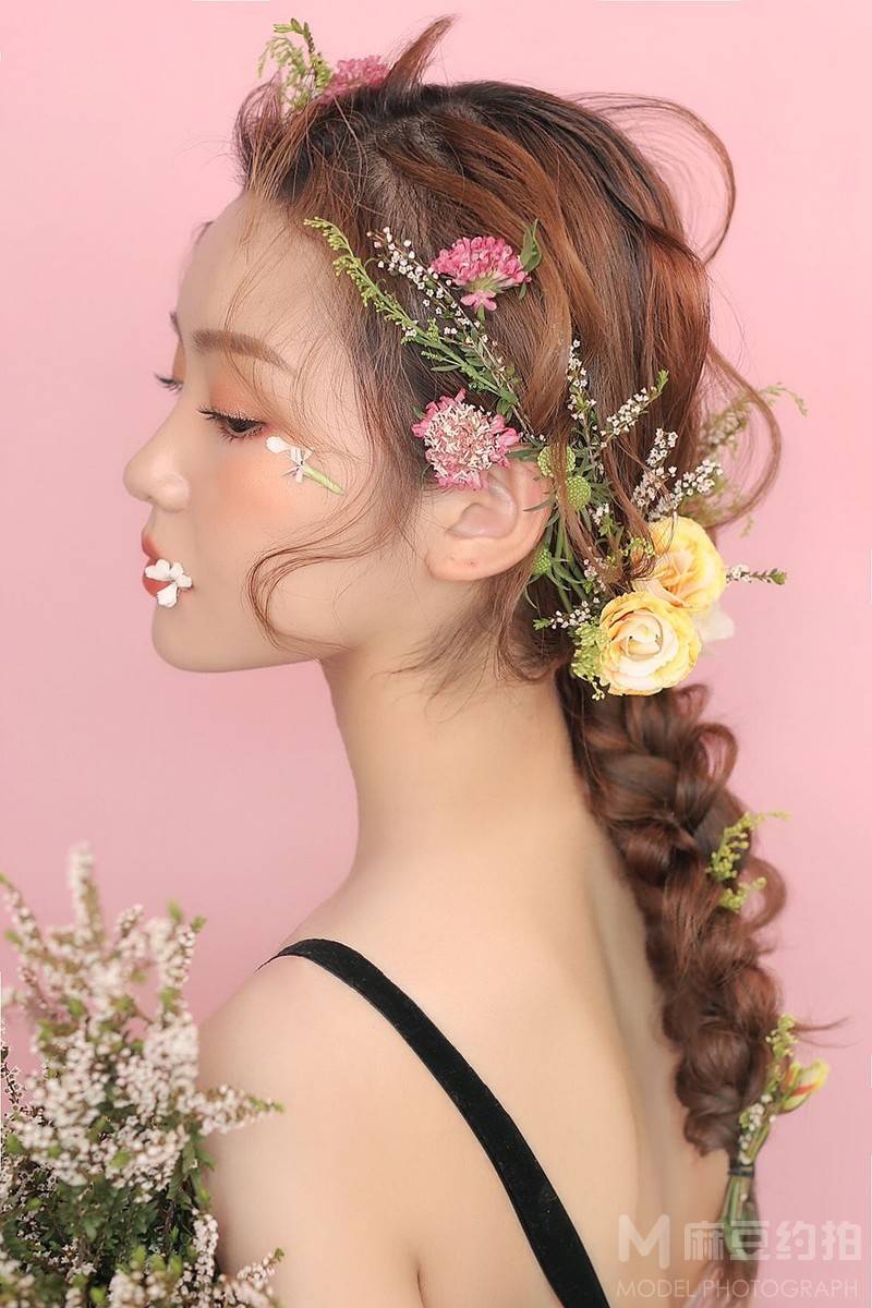 妆容模特