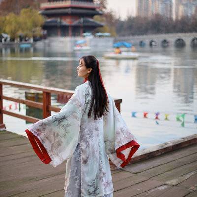 汉服模特