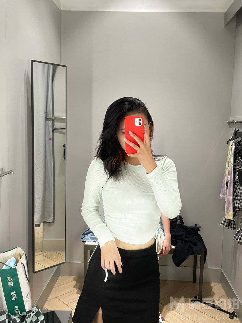 黑白模特