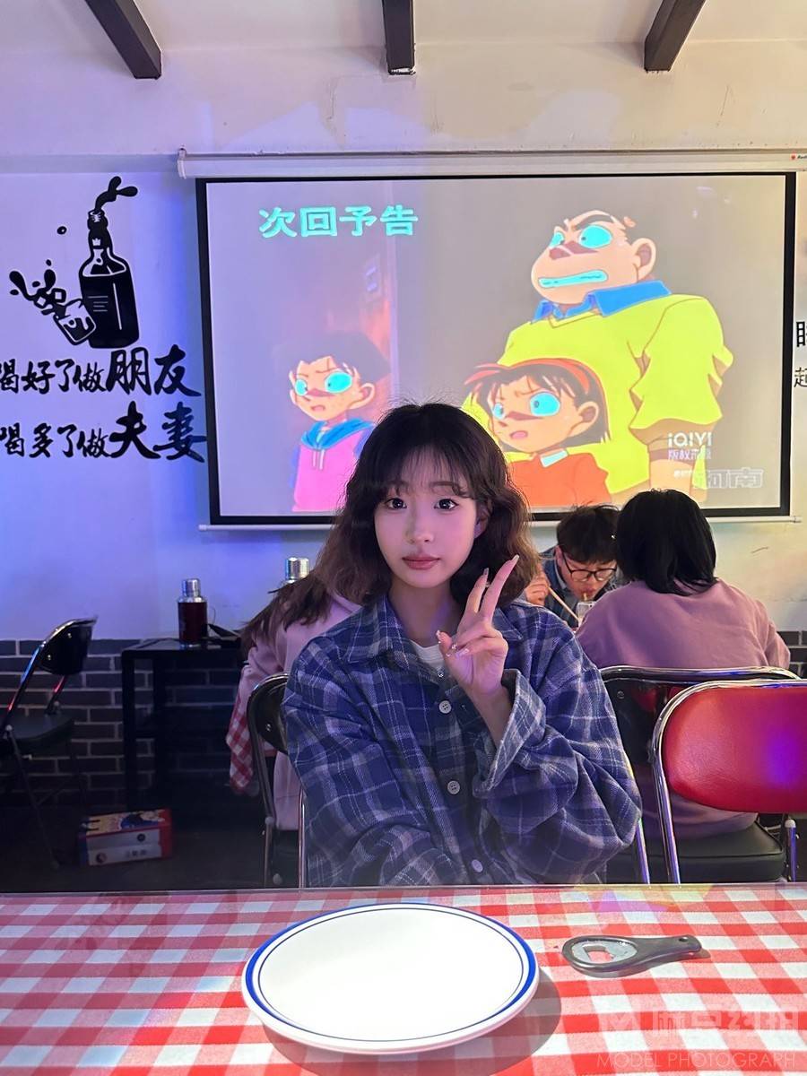 妆容模特