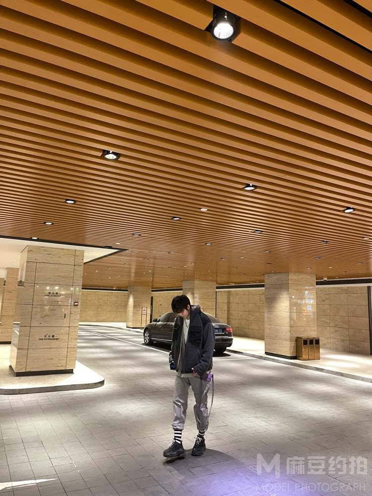 校园模特