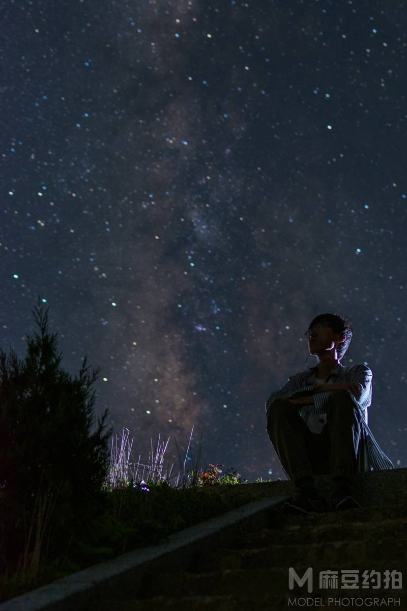 夜景模特