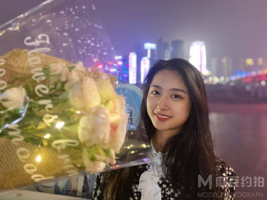黑白模特