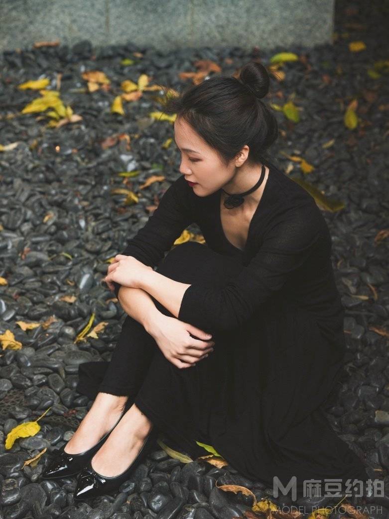 黑白模特