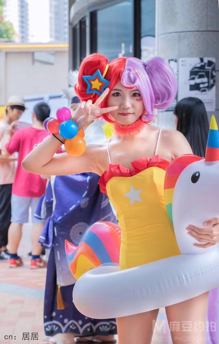 校园模特