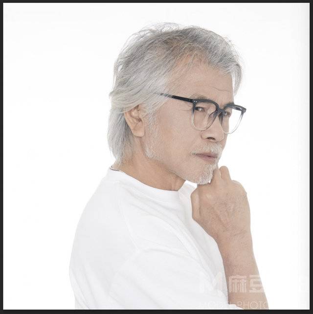 黑白模特