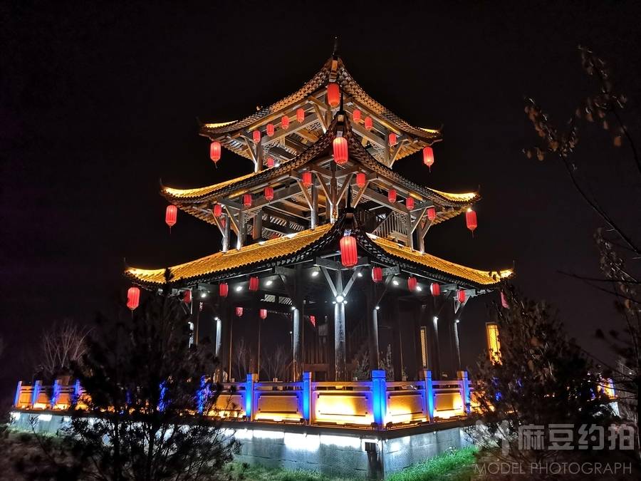 夜景模特