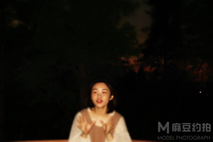 夜景模特