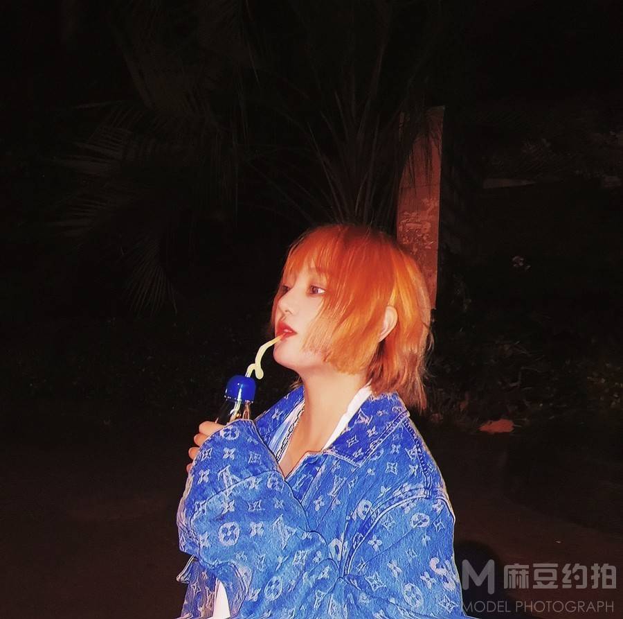 情侣模特