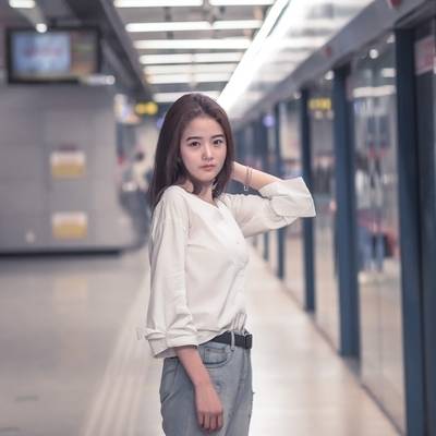 情绪模特