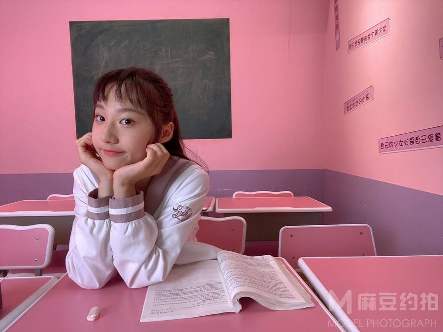 校园模特