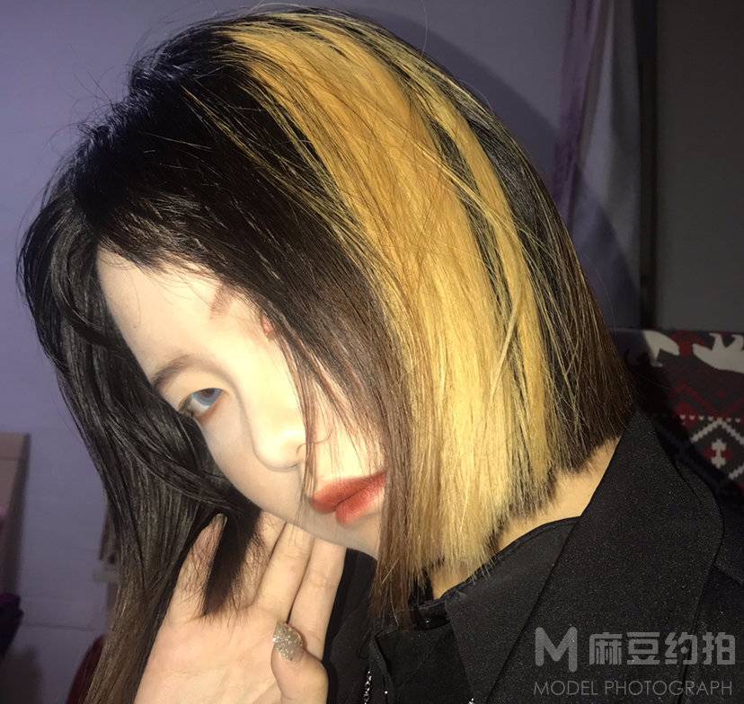 暗黑模特