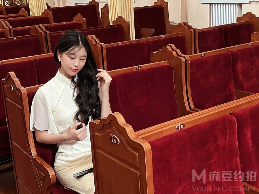民国模特