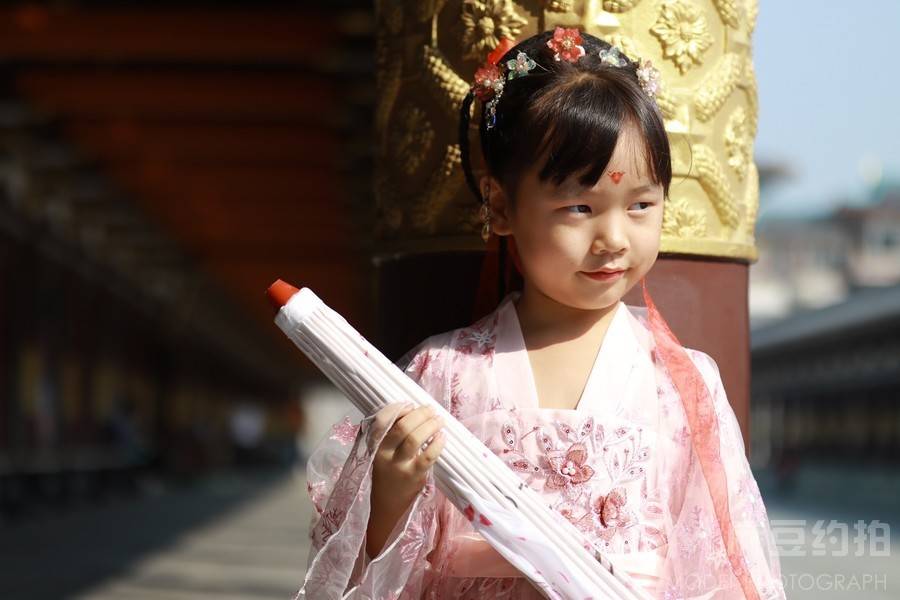 汉服模特